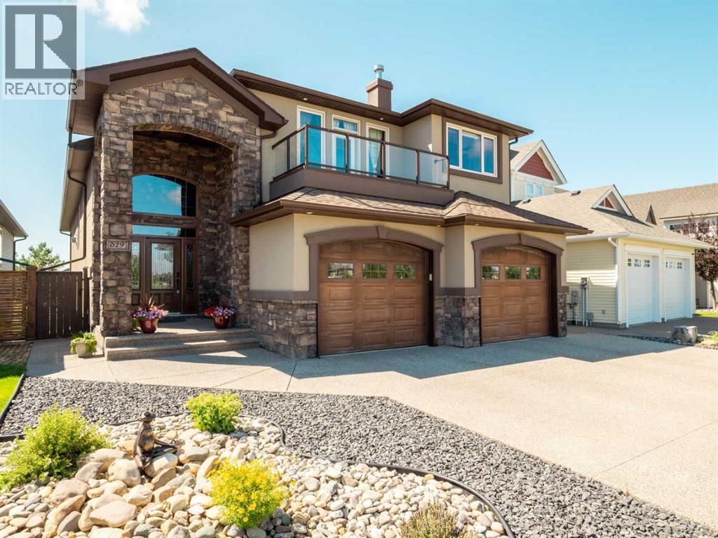 629 Southgate Boulevard S, Lethbridge, Alberta