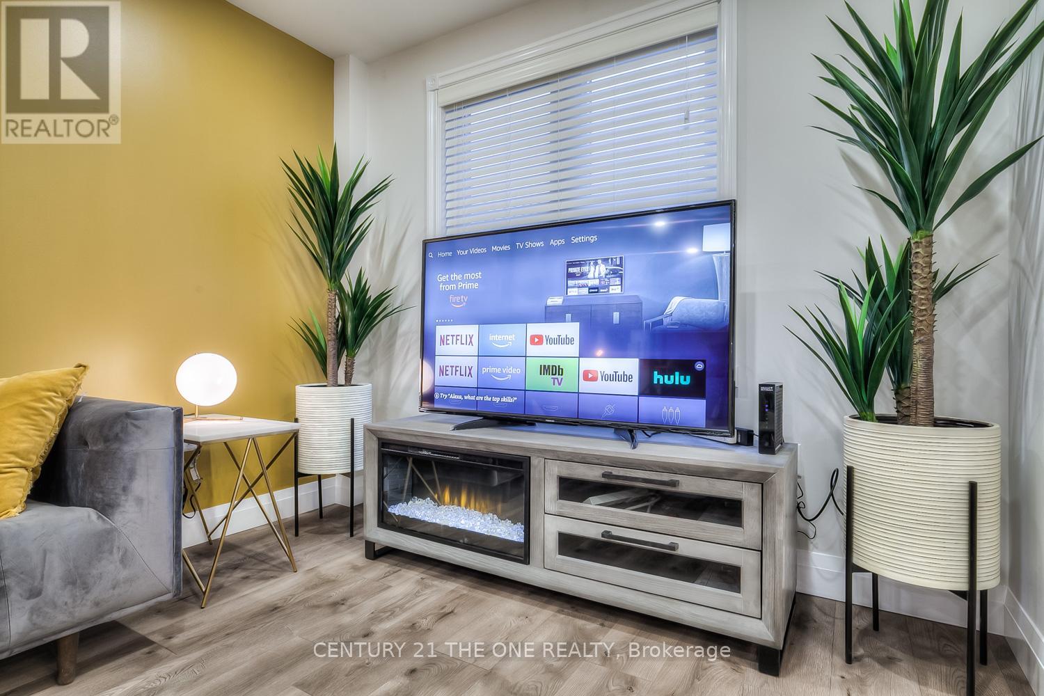 710 - 75 Weldrick Road E, Richmond Hill, Ontario  L4C 0H9 - Photo 6 - N12723034