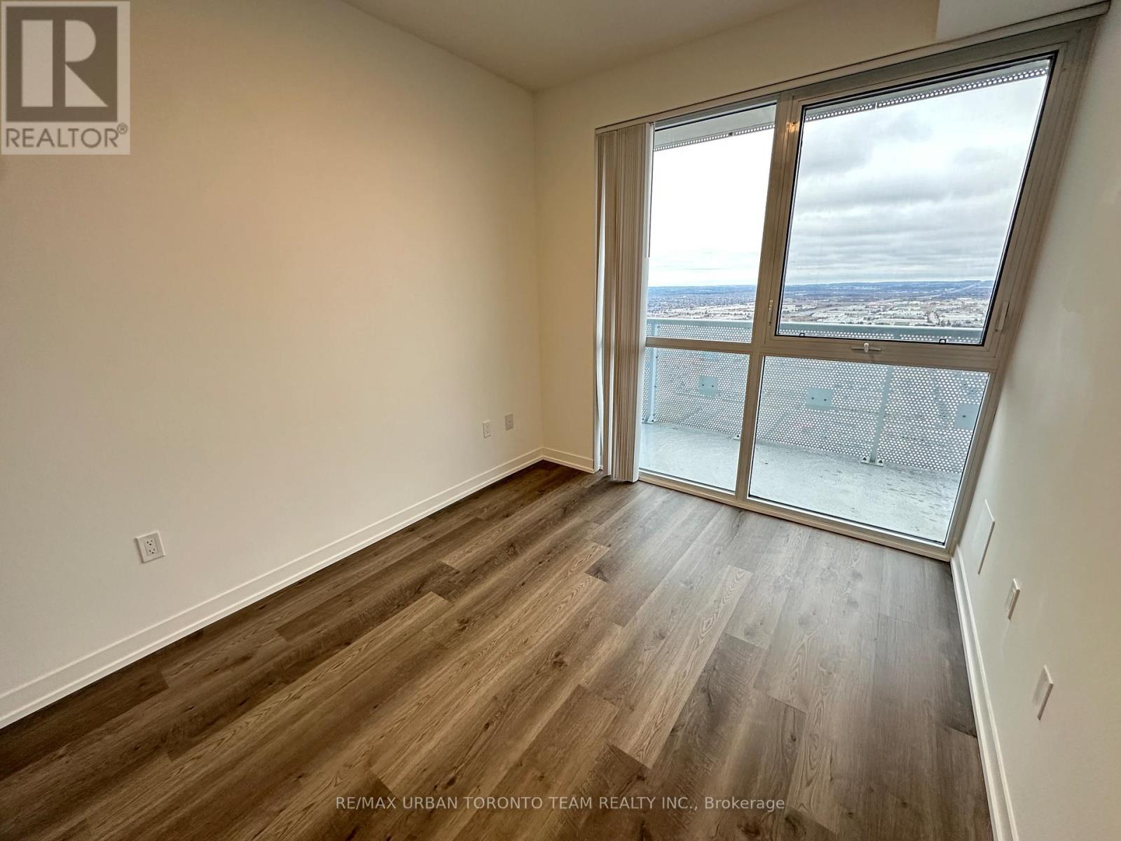 5203 - 8 Interchange Way, Vaughan, Ontario  L4K 5Z7 - Photo 9 - N12723040