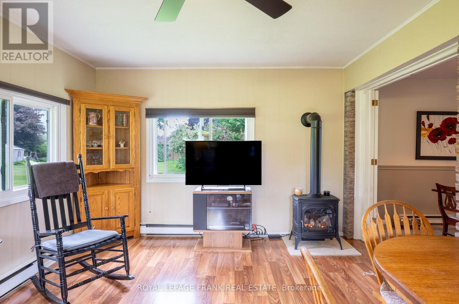 383 Old Surrey Lane, Kawartha Lakes, Ontario  K0M 1A0 - Photo 16 - X12594004