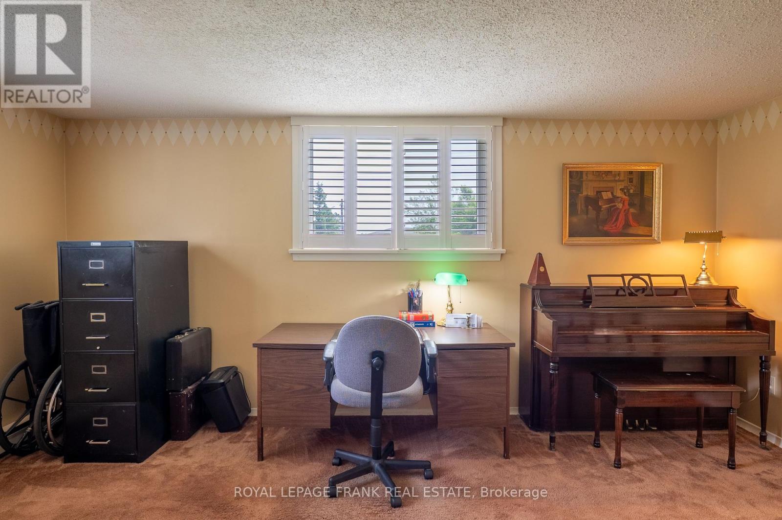 383 Old Surrey Lane, Kawartha Lakes, Ontario  K0M 1A0 - Photo 23 - X12594004