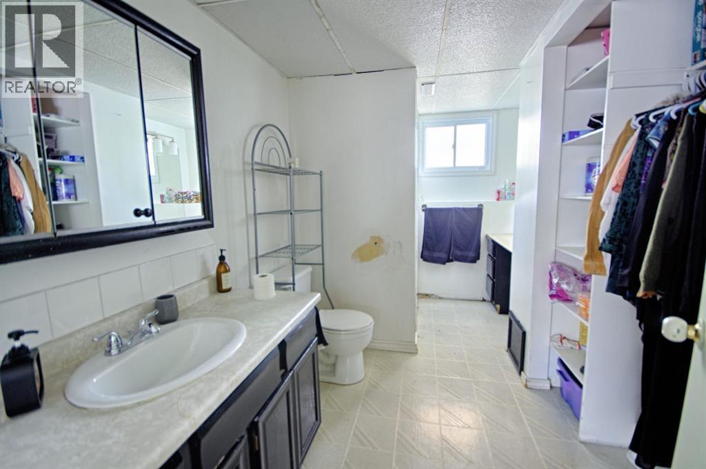 2418 20 Street N, Lethbridge, Alberta  T1H 4T8 - Photo 22 - A2279092