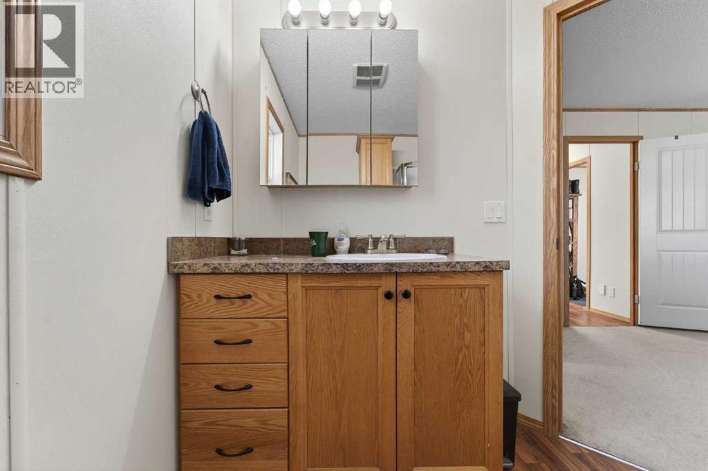 5004 Seasons Boulevard, Coaldale, Alberta  T1M 0C6 - Photo 15 - A2280239