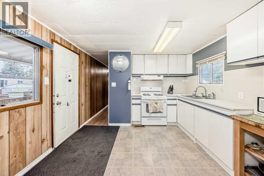 270, 3223 83 Street Nw, Calgary, Alberta  T3B 5N6 - Photo 6 - A2279069