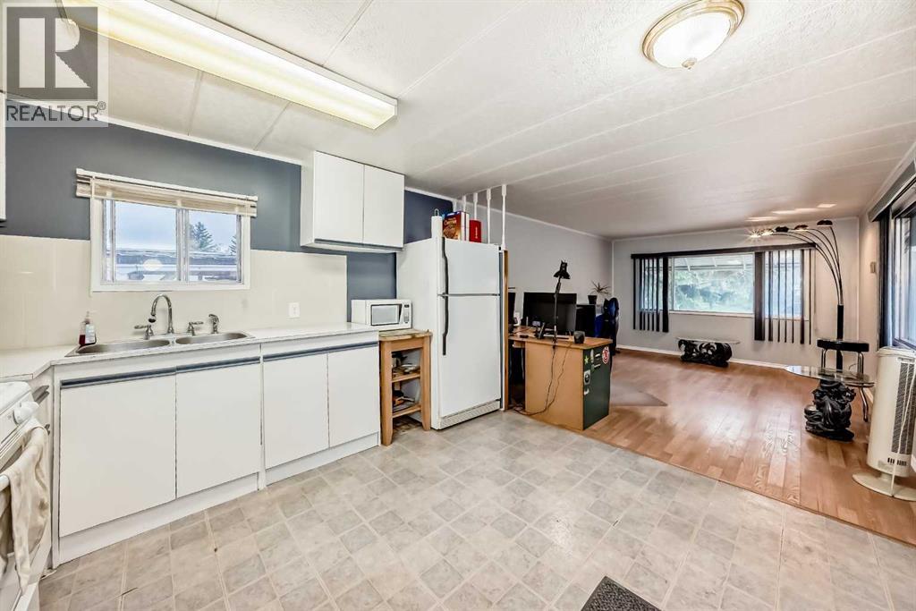 270, 3223 83 Street Nw, Calgary, Alberta  T3B 5N6 - Photo 10 - A2279069