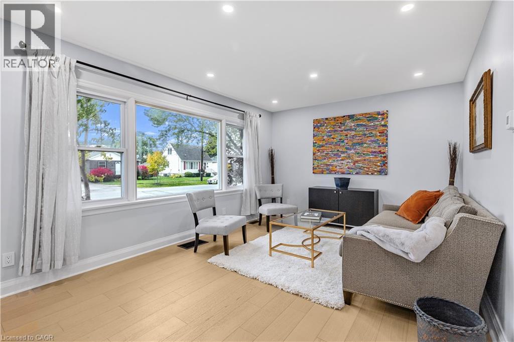 9 Admiral Road, St. Catharines, Ontario  L2P 1G4 - Photo 11 - 40800268