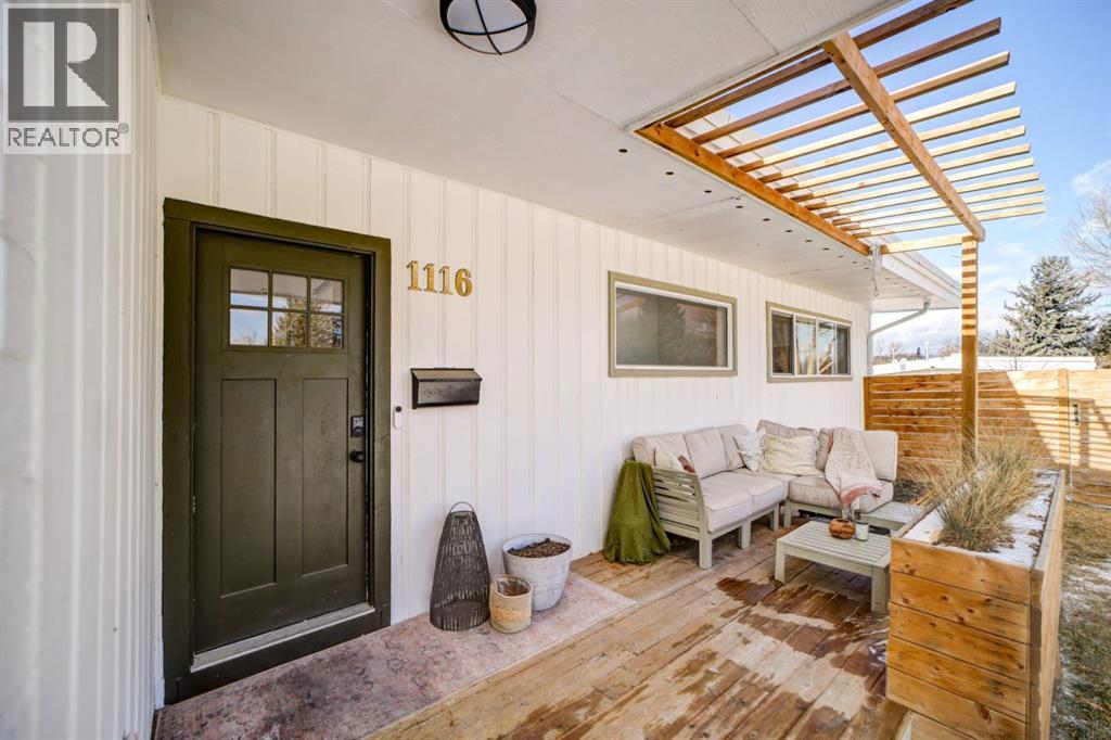 1116 10 Street S, Lethbridge, Alberta  T1K 1P4 - Photo 3 - A2280543