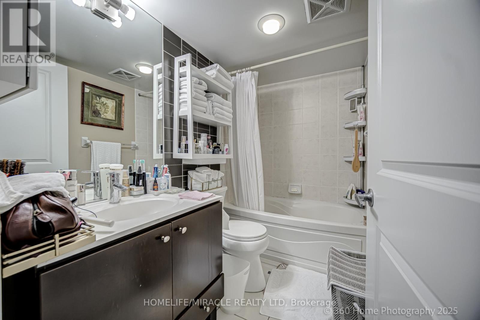 1706 - 225 Sherway Gardens Road, Toronto, Ontario  M9C 0A3 - Photo 10 - W12709682