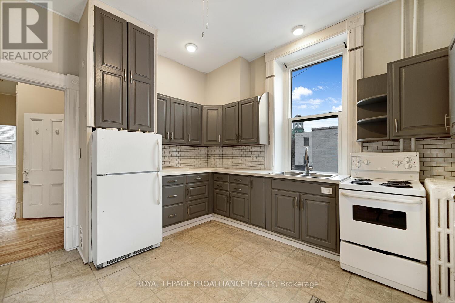 1 - 1-42 King Street E, Brockville, Ontario K6V 1B1 - Photo 15 - X12723066