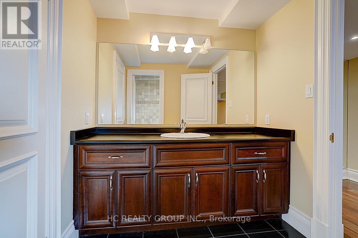 193 The Bridle Path, Toronto, Ontario  M3C 2P4 - Photo 24 - C12723084