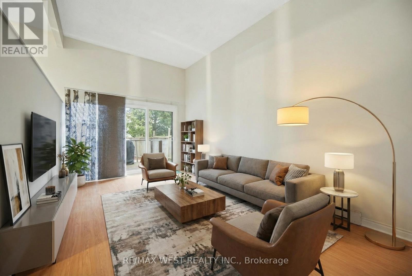 6 Hillpark Trail, Brampton, Ontario  L6S 1R1 - Photo 16 - W12723086