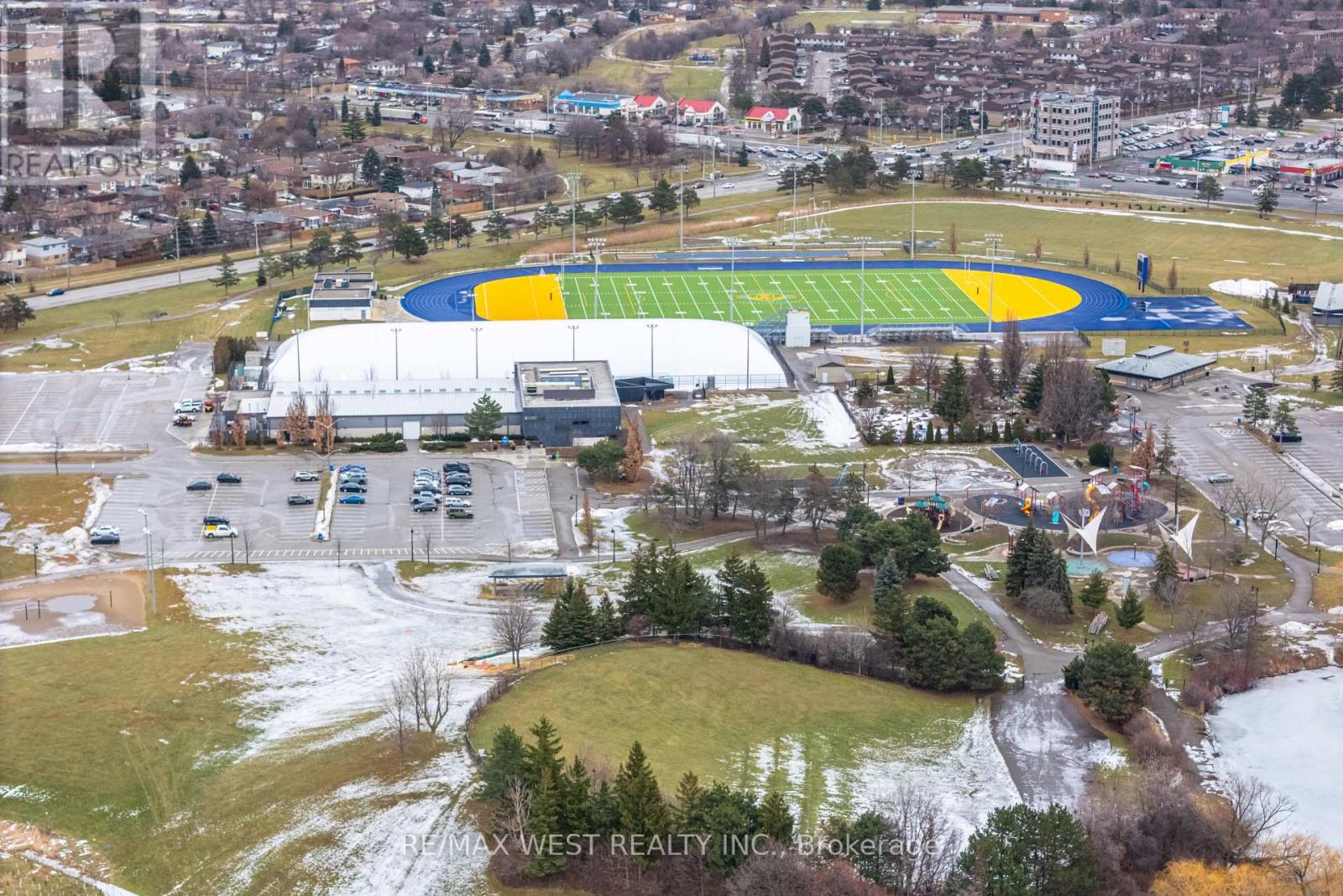 6 Hillpark Trail, Brampton, Ontario  L6S 1R1 - Photo 48 - W12723086