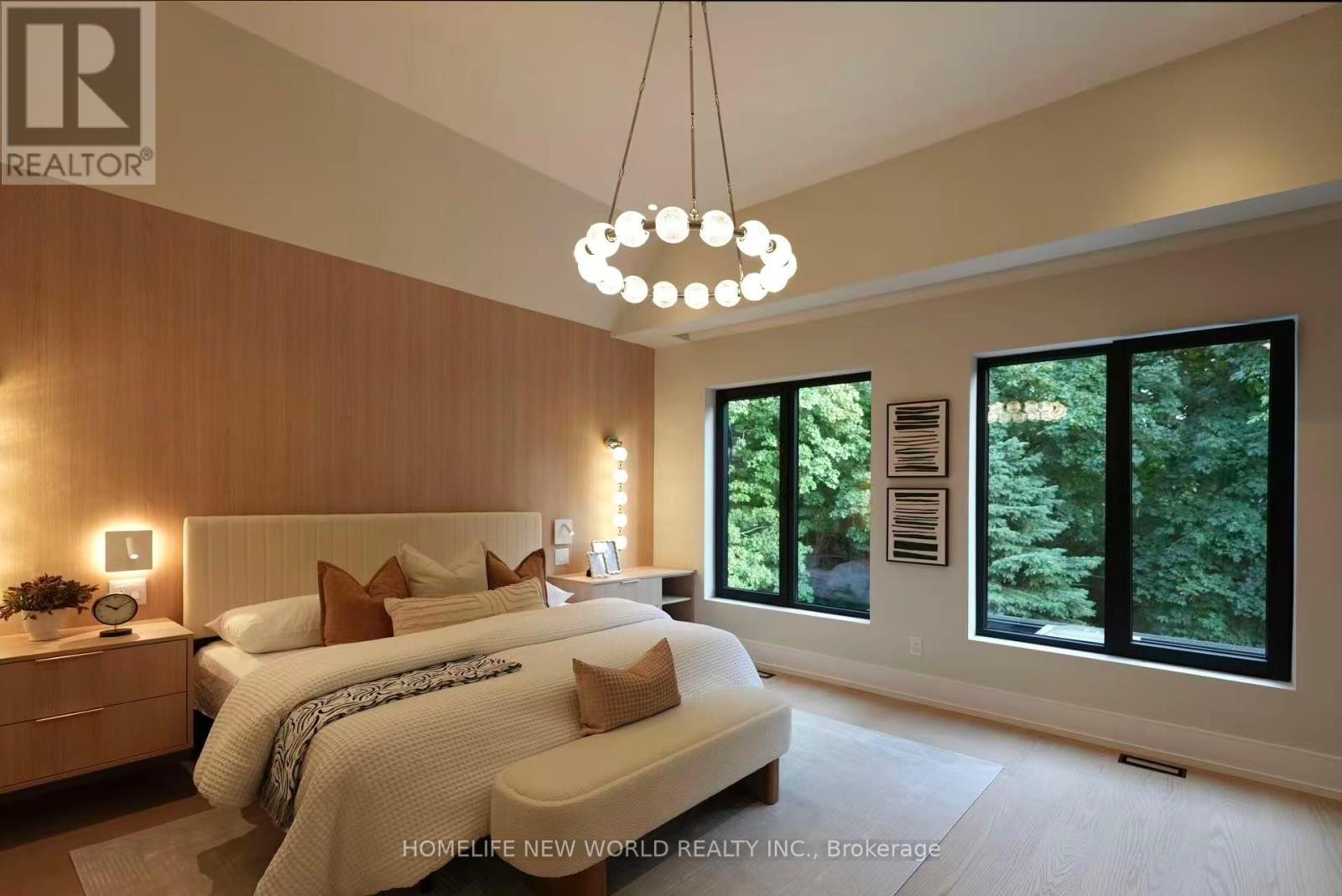 30 Orchard Crescent, Toronto, Ontario  M8Z 3E1 - Photo 7 - W12723090