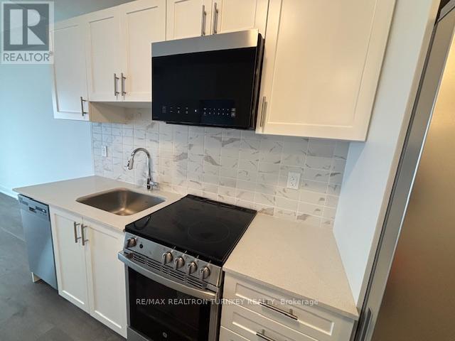 1201 - 705 Davis Drive, Newmarket, Ontario  L3Y 0J1 - Photo 6 - N12722484