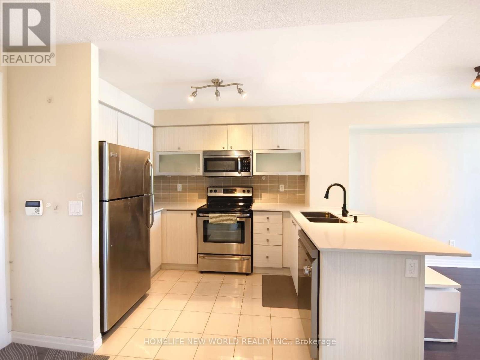 3208 - 275 Yorkland Road, Toronto, Ontario  M2J 0B4 - Photo 3 - C12723102