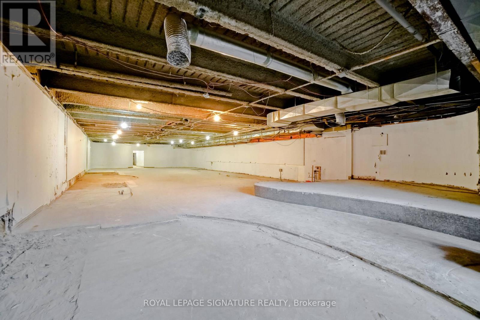 Lower - 1305 Dundas Street W, Toronto, Ontario  M6J 1X8 - Photo 5 - C12723106