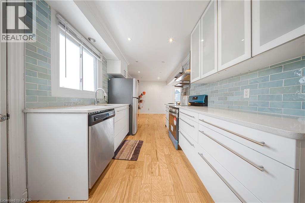 38 Hillbrook Crescent, Kitchener, Ontario  N2N 1J5 - Photo 9 - 40794889