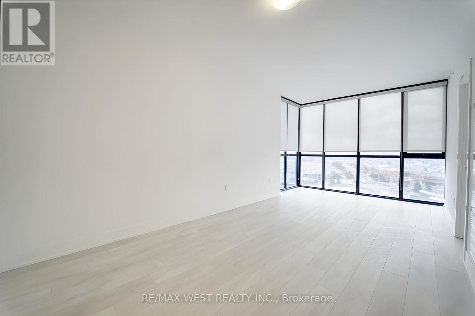 909 - 2908 Highway 7 Road, Vaughan, Ontario  L4K 0K5 - Photo 5 - N12713902