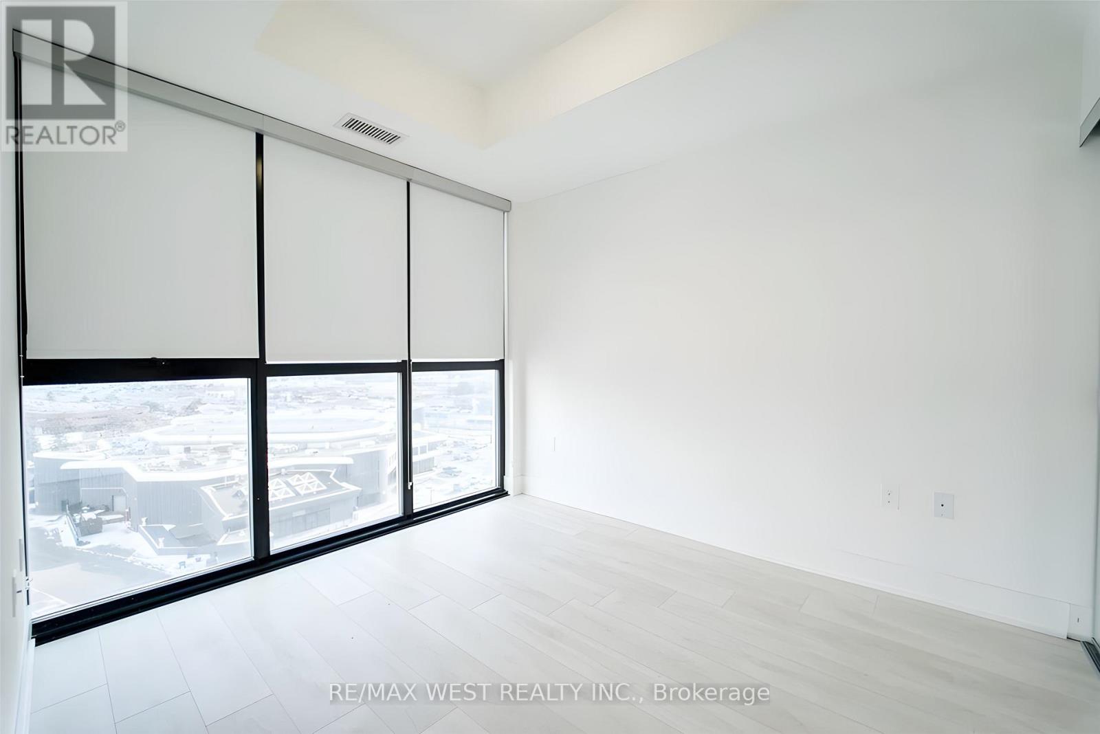 909 - 2908 Highway 7 Road, Vaughan, Ontario  L4K 0K5 - Photo 9 - N12713902