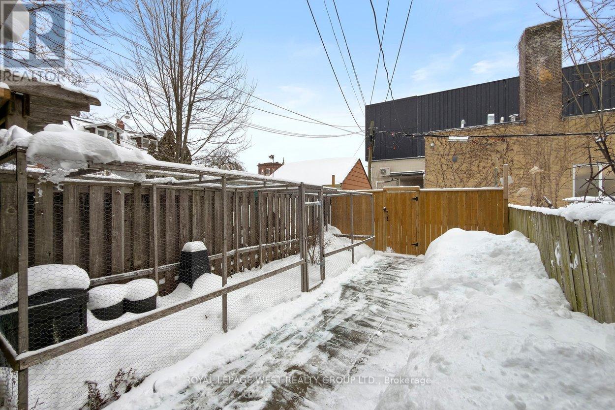 25 Westmoreland Avenue, Toronto, Ontario  M6H 2Z6 - Photo 48 - W12723020