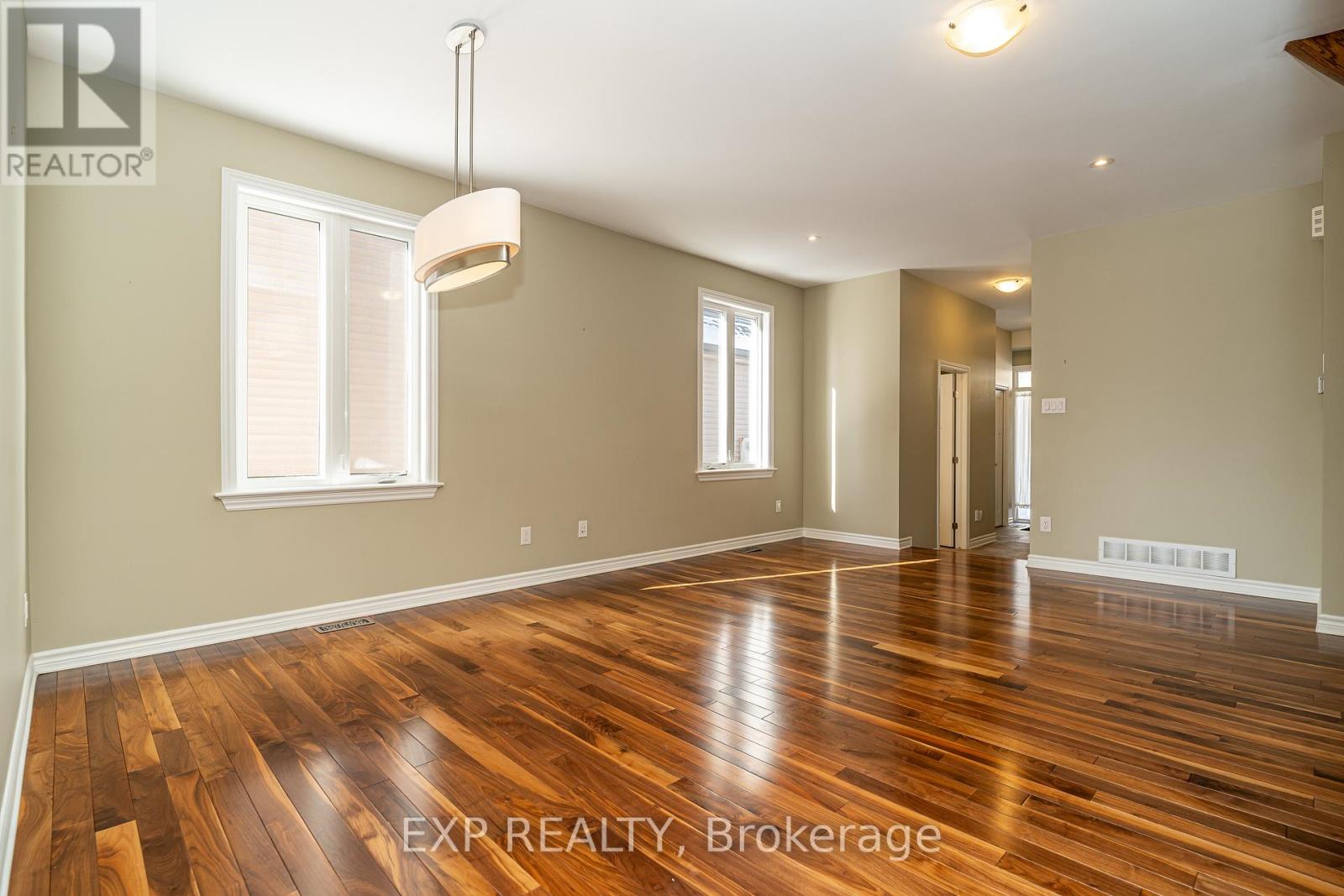 611 Moorpark Avenue, Ottawa, Ontario  K2M 0B6 - Photo 10 - X12723110