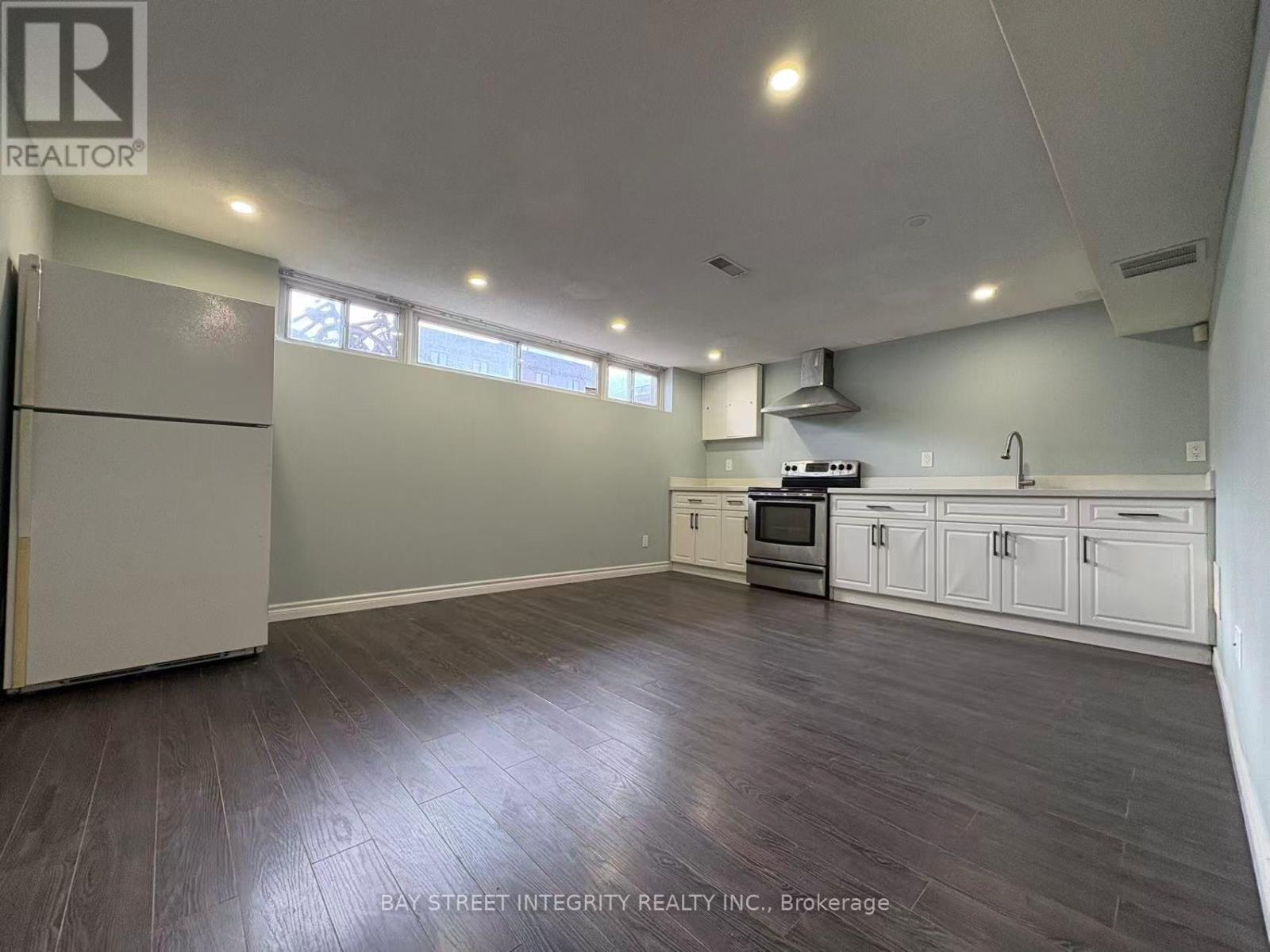 Lower - 49 Viamede Crescent, Toronto, Ontario  M2K 2A7 - Photo 2 - C12723114