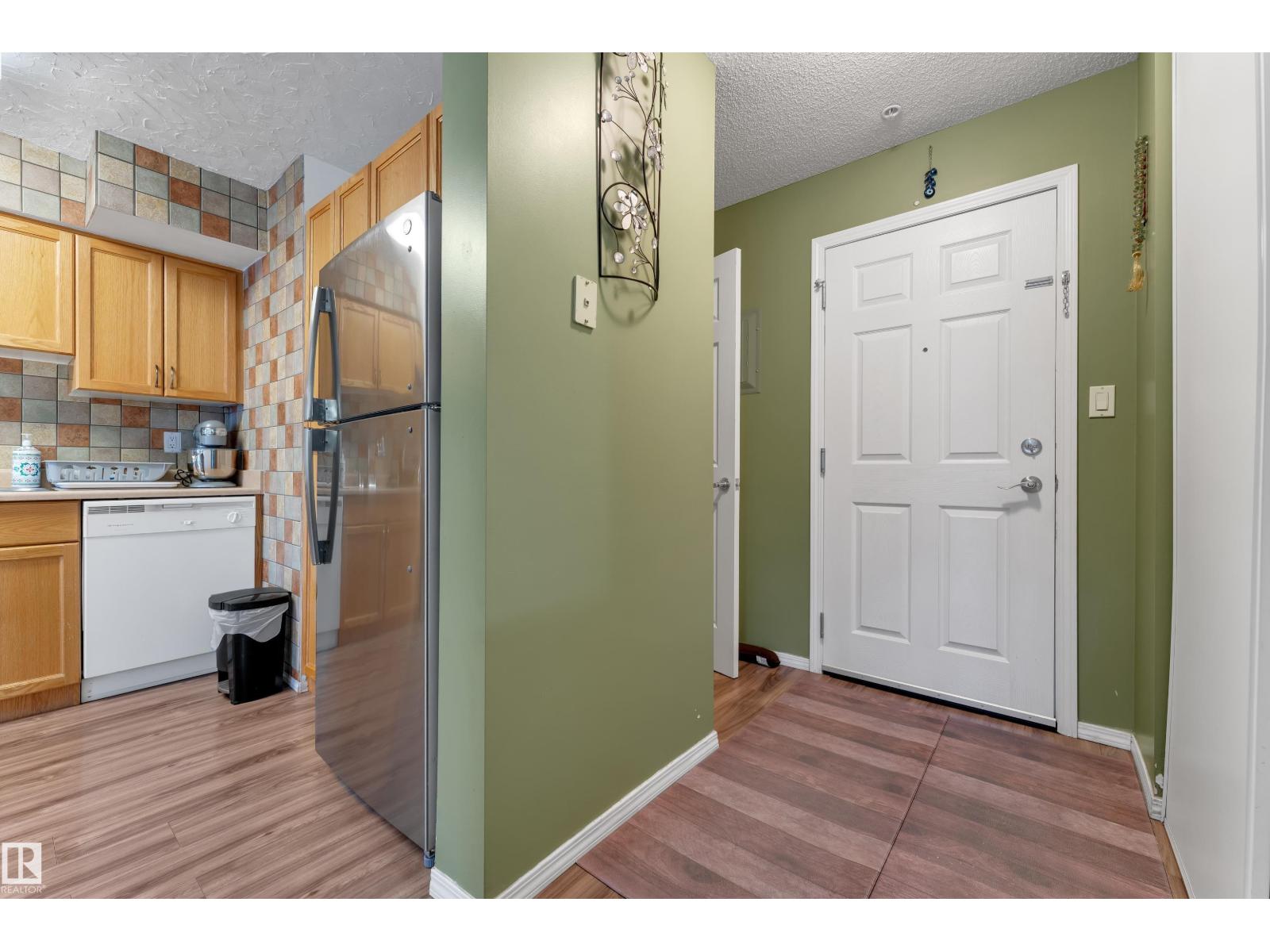 #207 105 Mckenney Ave, St. Albert, Alberta  T8N 2Y2 - Photo 6 - E4470848