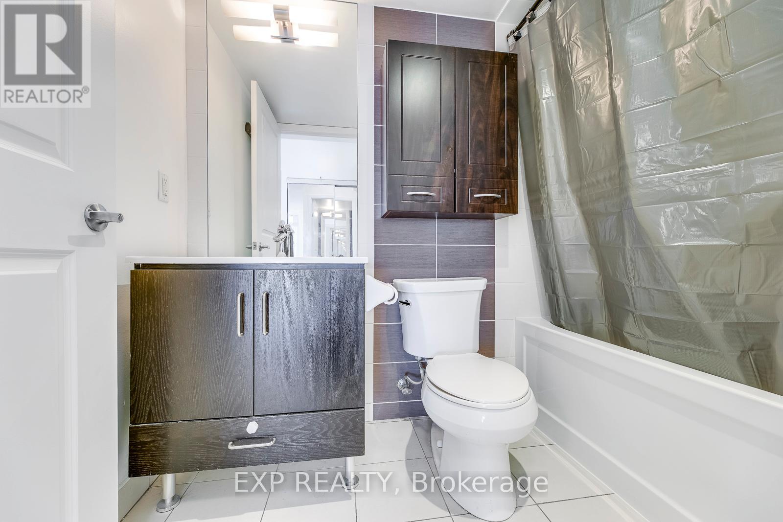 1501 - 215 Sherway Gardens Road, Toronto, Ontario  M9C 0A4 - Photo 18 - W12723108