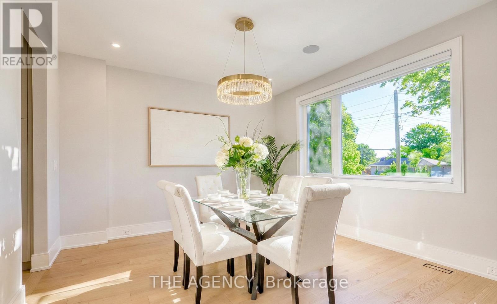 519 Third Line, Oakville, Ontario  L6L 4A8 - Photo 20 - W12723112