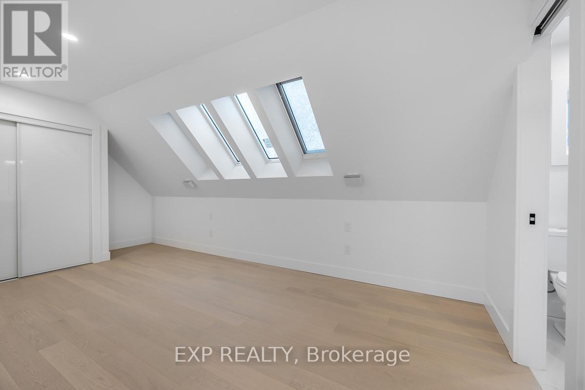 Laneway - 635 Annette Street, Toronto, Ontario  M6S 2C5 - Photo 19 - W12723130