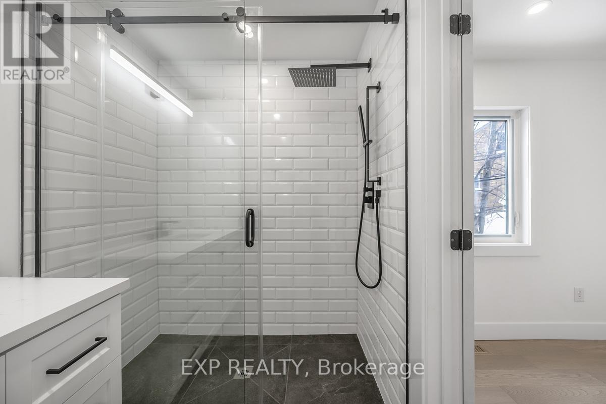 Laneway - 635 Annette Street, Toronto, Ontario  M6S 2C5 - Photo 25 - W12723130