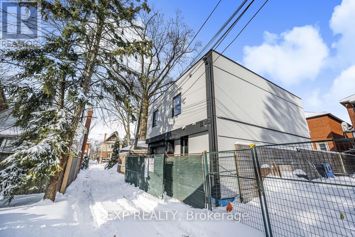 Laneway - 635 Annette Street, Toronto, Ontario  M6S 2C5 - Photo 30 - W12723130