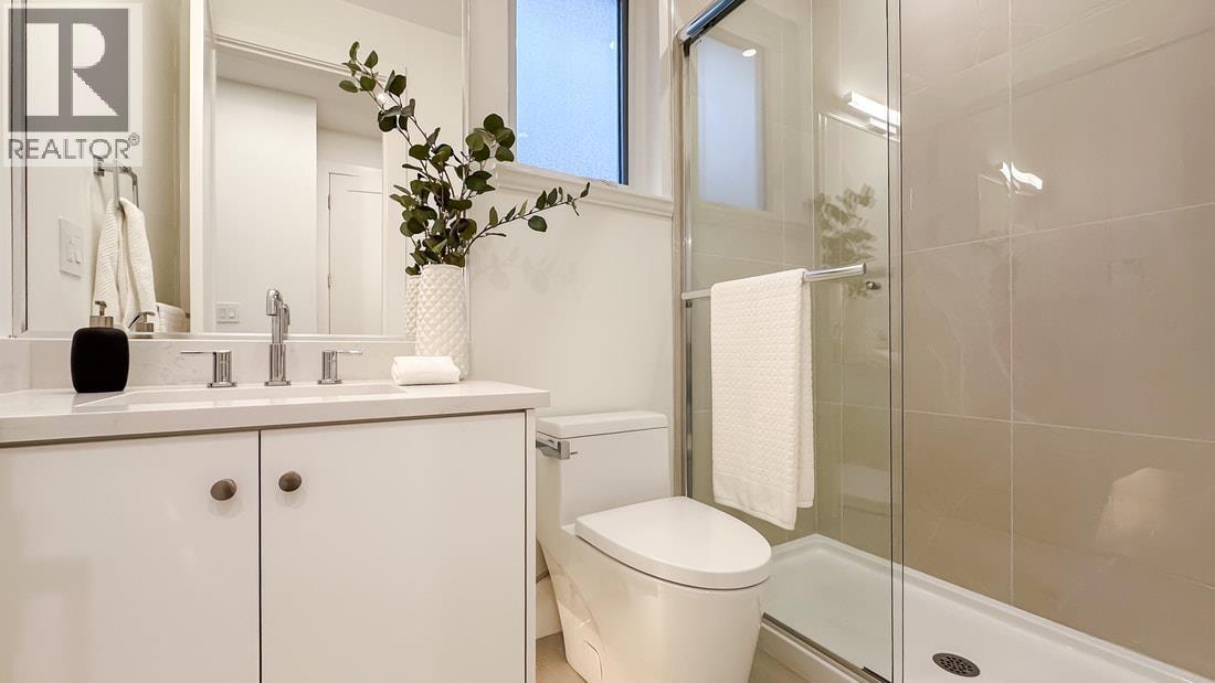 3929 Forest Street, Burnaby, British Columbia  V5G 1W7 - Photo 13 - R3081358