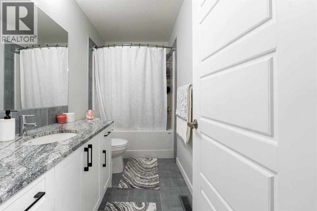 1153 Chinook Gate Bay Sw, Airdrie, Alberta  T4B 5J1 - Photo 28 - A2271021