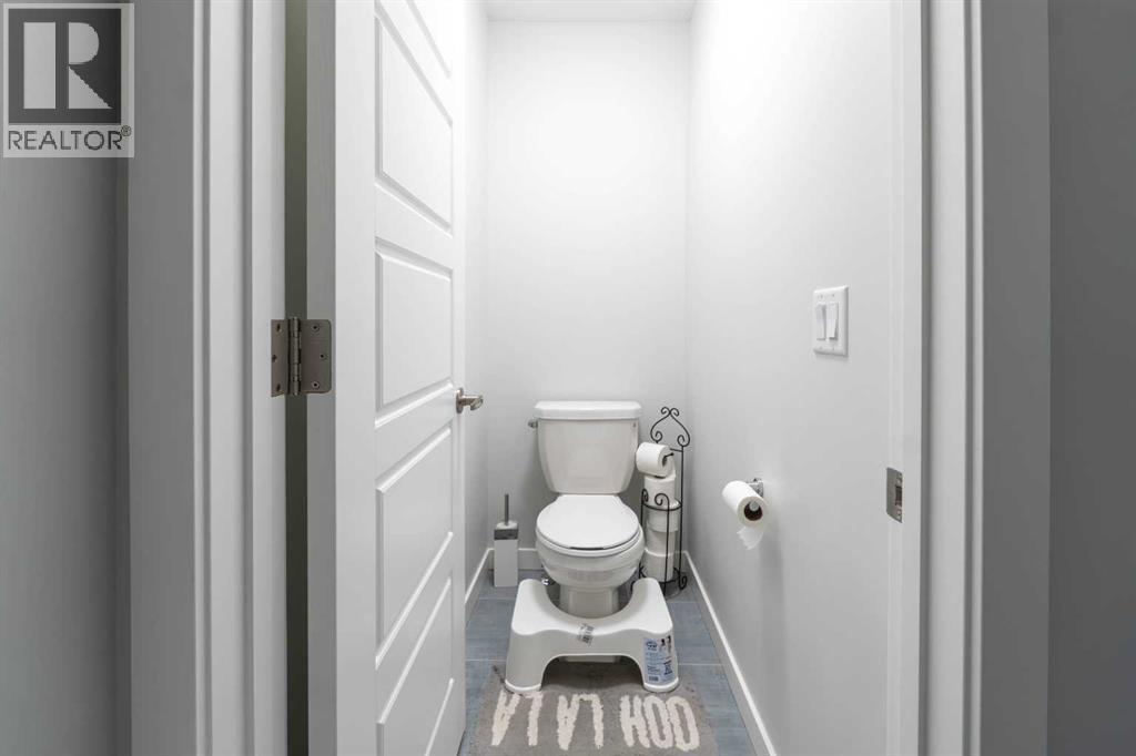 1153 Chinook Gate Bay Sw, Airdrie, Alberta  T4B 5J1 - Photo 37 - A2271021