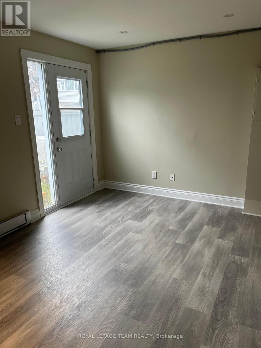 64 - 123 Castlegreen Private, Ottawa, Ontario  K1T 3N2 - Photo 8 - X12723142