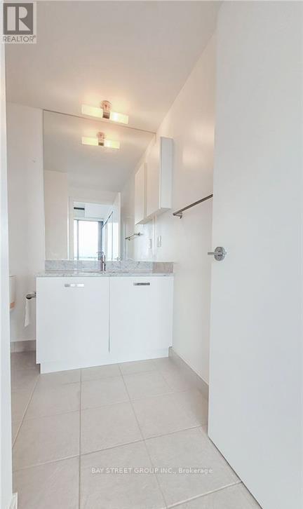 3602 - 832 Bay Street W, Toronto, Ontario  M5S 1Z6 - Photo 7 - C12723144