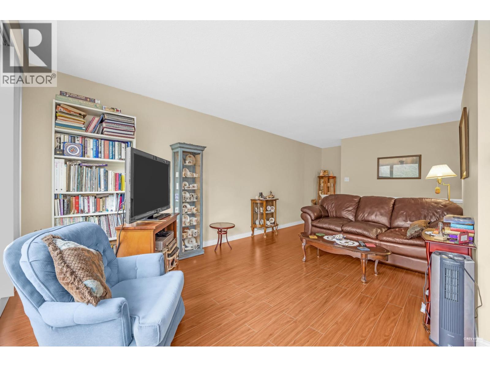 100 10200 4TH AVENUE, Richmond, British Columbia