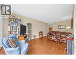 100 10200 4TH AVENUE, Richmond, British Columbia