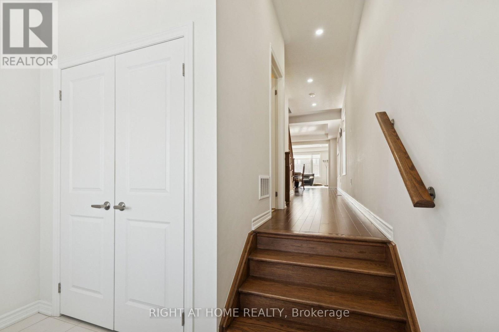 65 Marcelle Brunelle Drive, Whitby, Ontario  L1P 0G9 - Photo 3 - E12723140