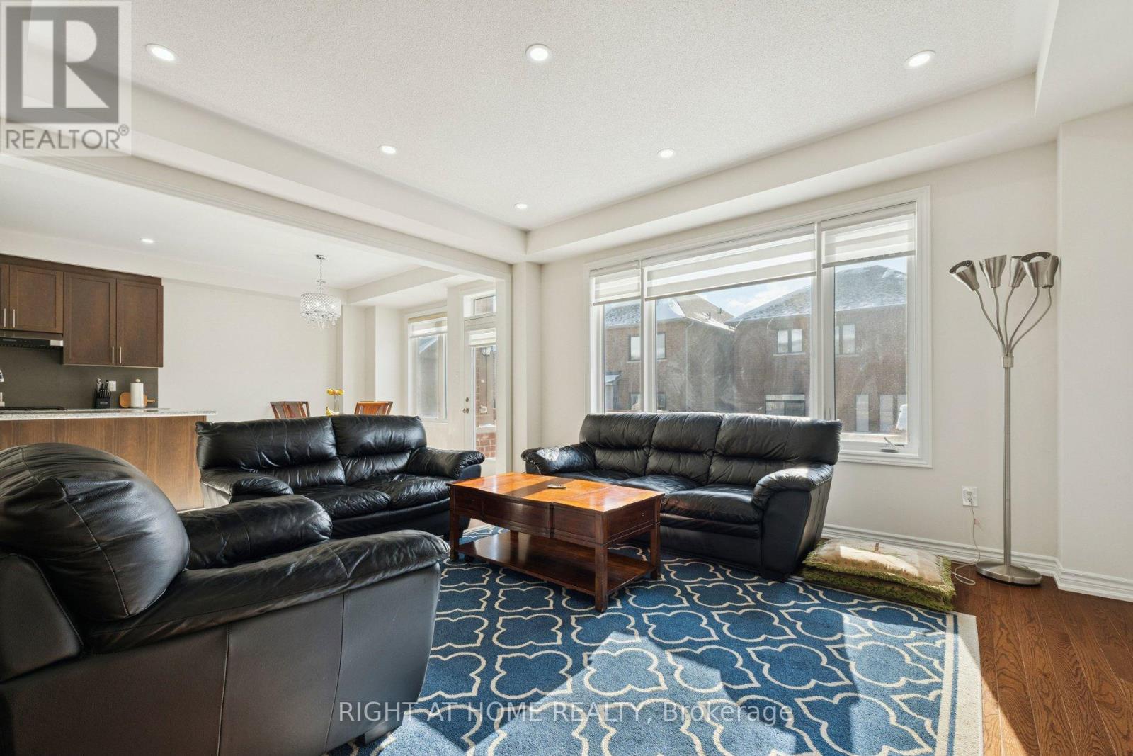 65 Marcelle Brunelle Drive, Whitby, Ontario  L1P 0G9 - Photo 4 - E12723140