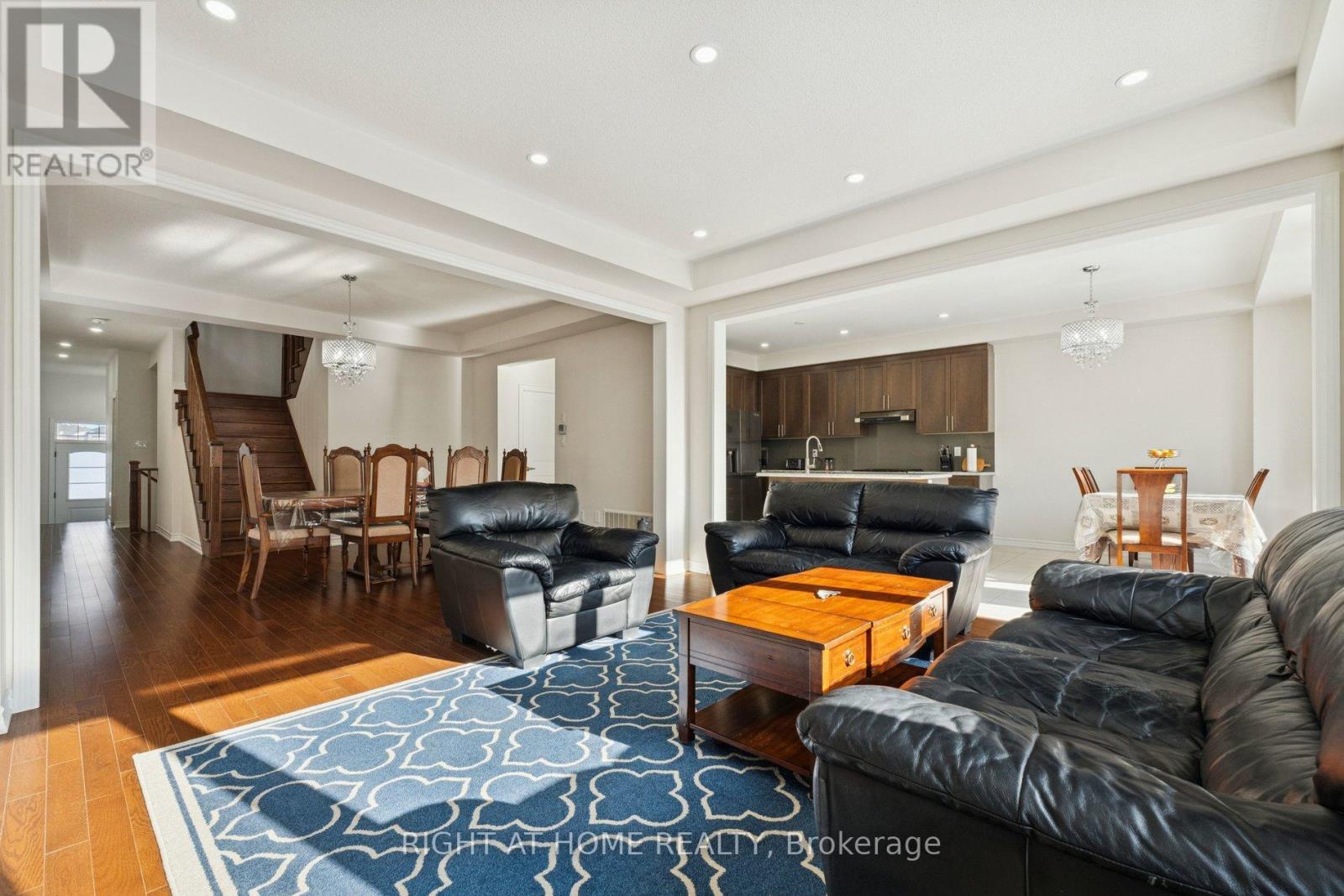 65 Marcelle Brunelle Drive, Whitby, Ontario  L1P 0G9 - Photo 5 - E12723140