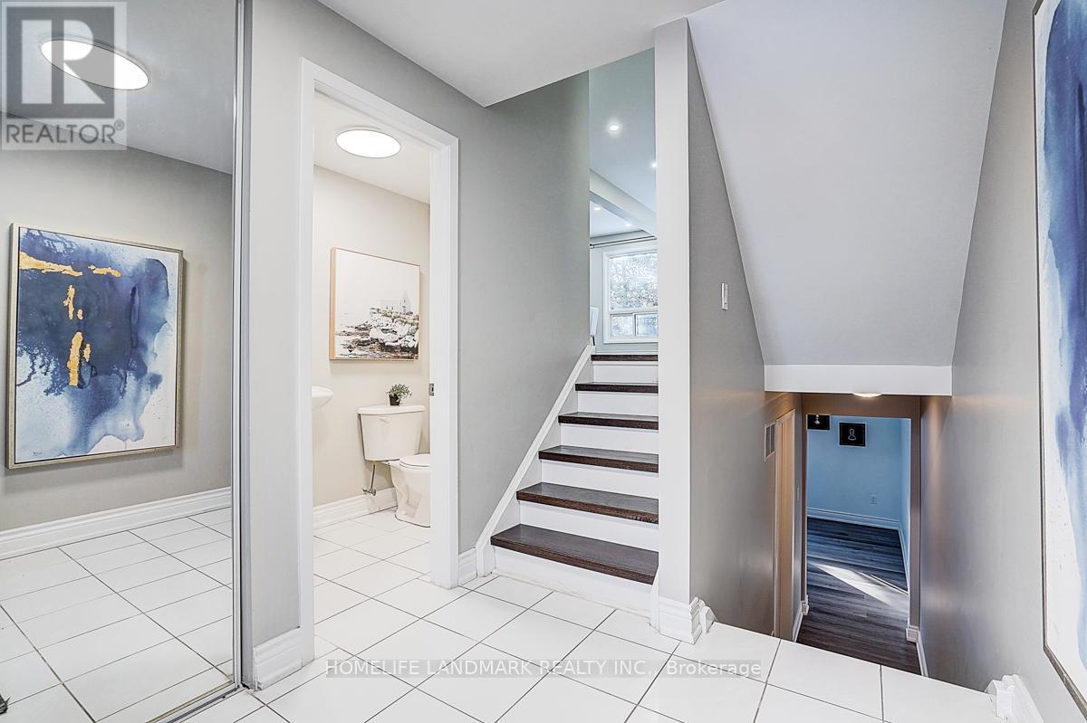 8 - 646 Village Parkway, Markham, Ontario L3R 2S7 - Photo 4 - N12723154