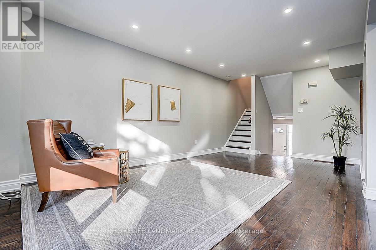 8 - 646 Village Parkway, Markham, Ontario L3R 2S7 - Photo 8 - N12723154