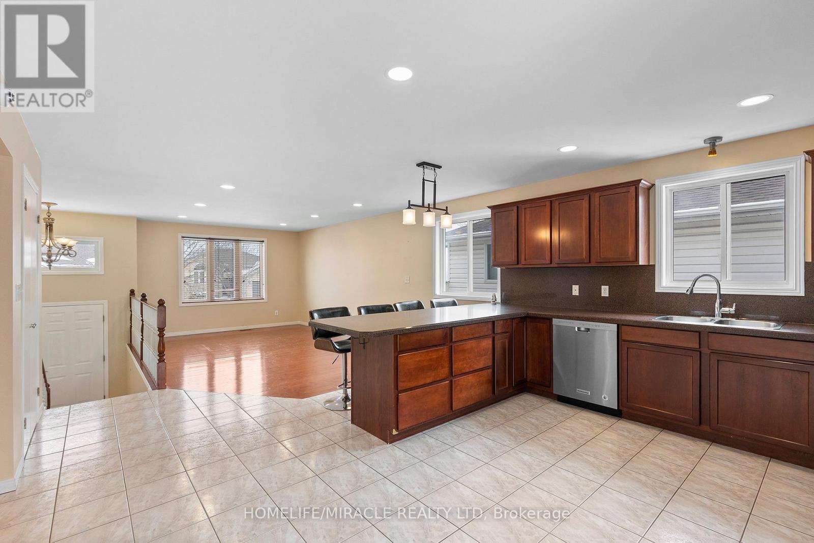 655 Alpenrose Court, Windsor, Ontario  N9G 2X7 - Photo 24 - X12723148