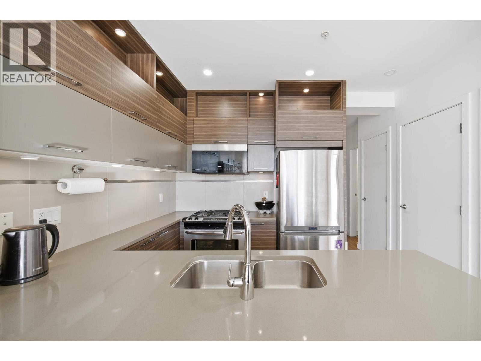 303 9150 University High Street, Burnaby, British Columbia  V5A 0C5 - Photo 26 - R3081348