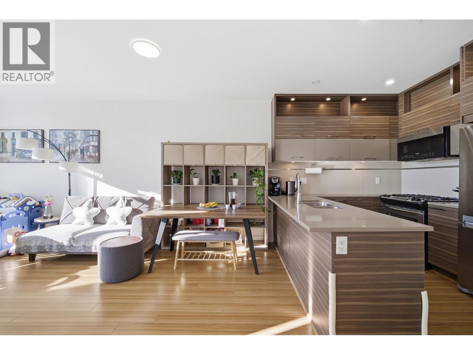 303 9150 University High Street, Burnaby, British Columbia  V5A 0C5 - Photo 23 - R3081348