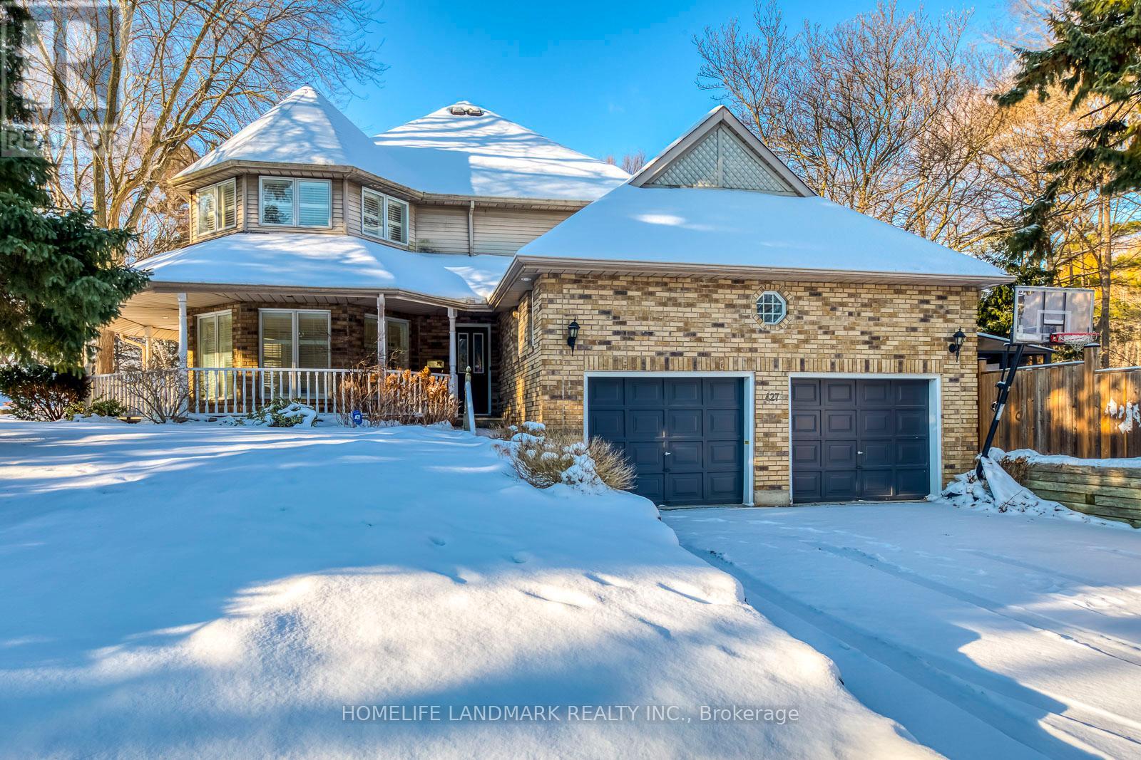 427 CAIRNCROFT ROAD, Oakville, Ontario