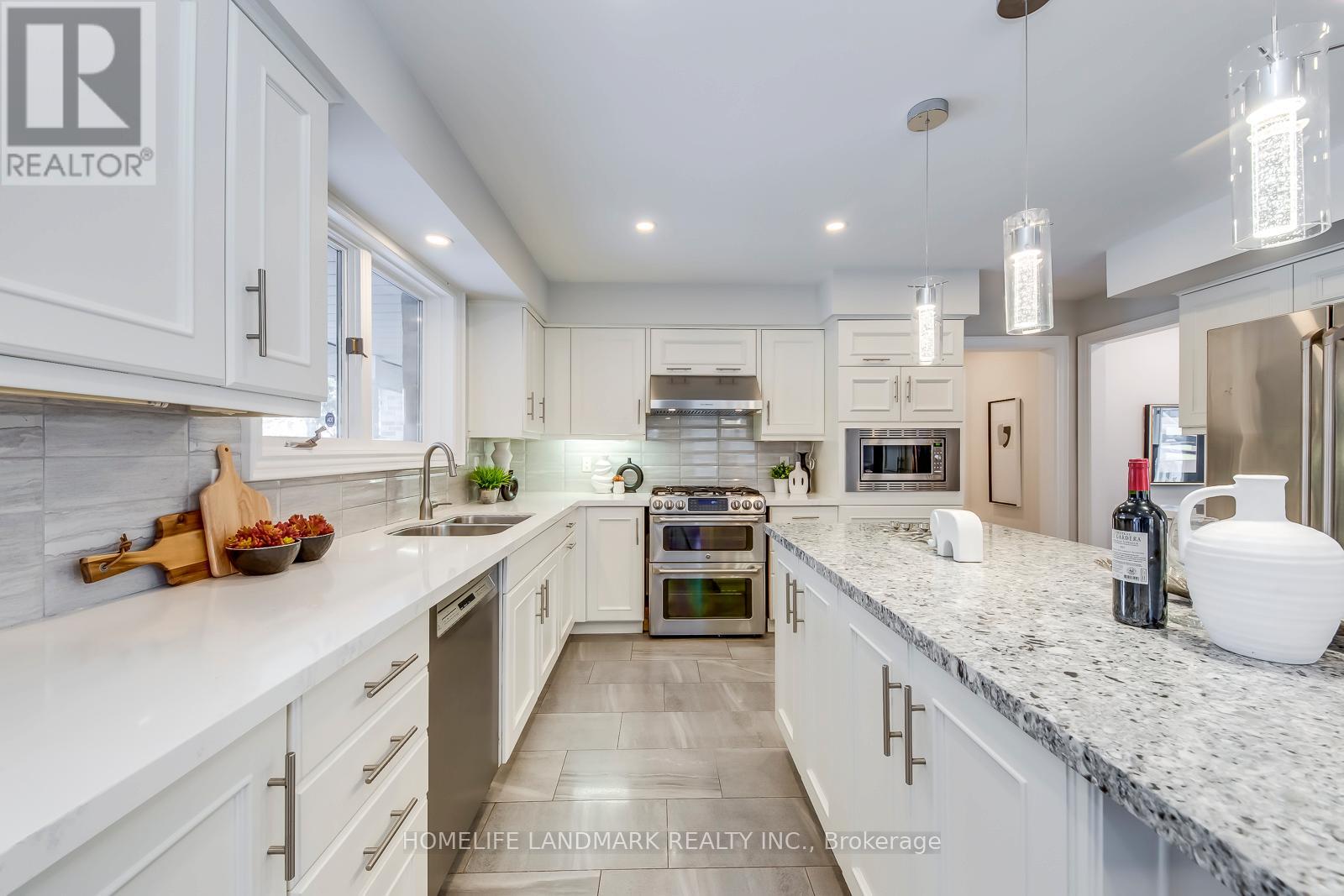 427 Cairncroft Road, Oakville, Ontario  L6V 4N1 - Photo 19 - W12723170