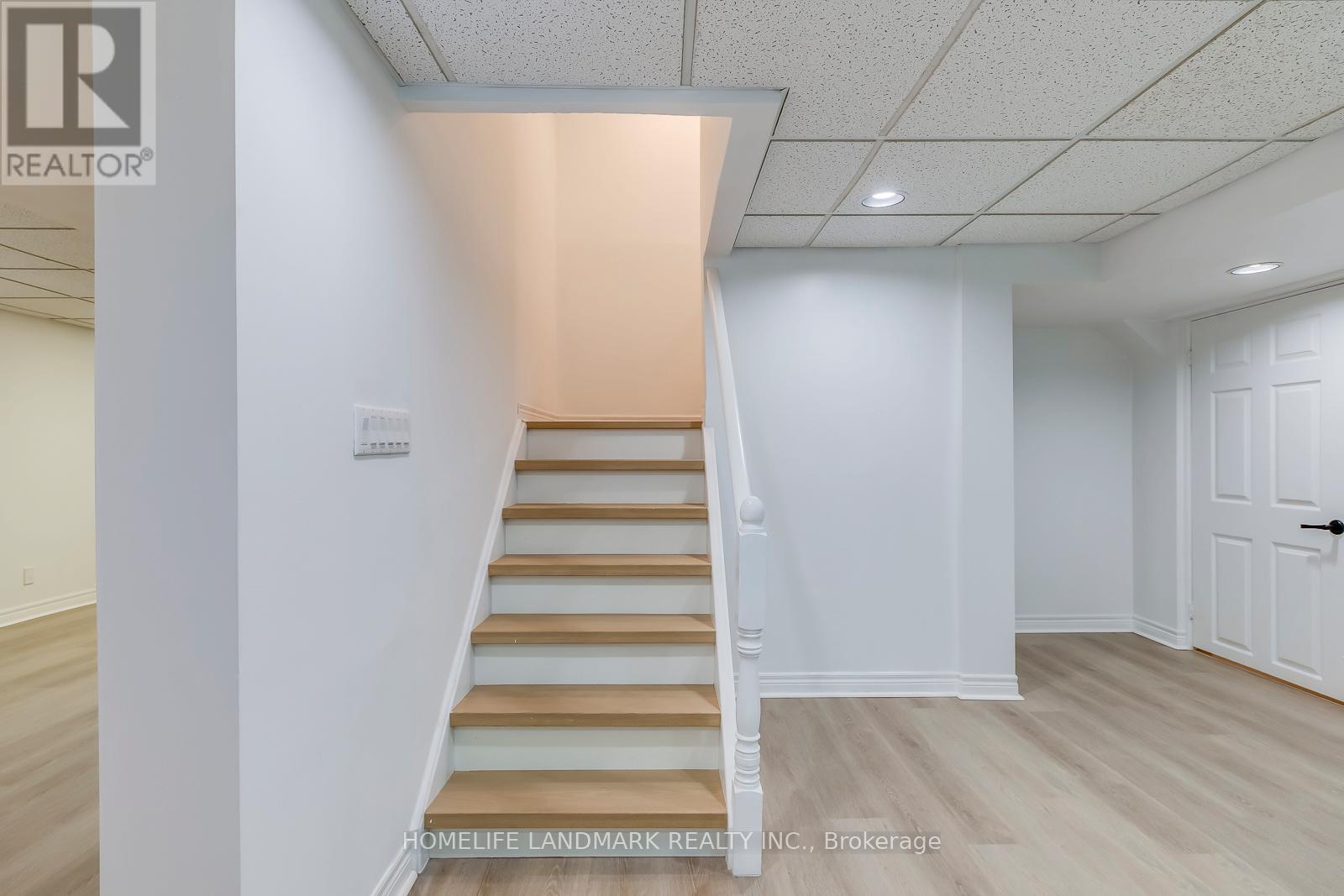 427 Cairncroft Road, Oakville, Ontario  L6V 4N1 - Photo 41 - W12723170